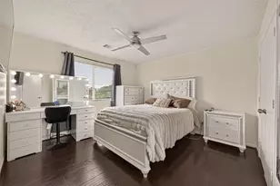 10931 View Pointe Ln, Houston, TX 77034 - Photo 11