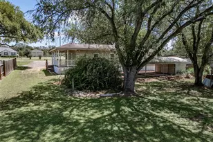 424 Ellinger Rd, La Grange, TX 78945 - Photo 15