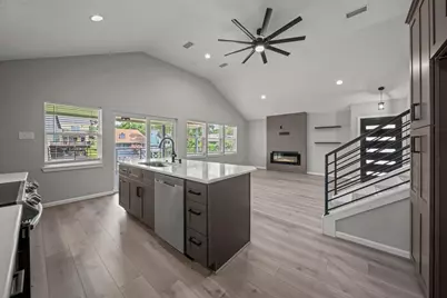 128 Clear Water Street W, Montgomery, TX 77356 - Photo 7