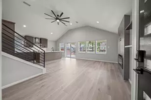 128 Clear Water Street W, Montgomery, TX 77356 - Photo 3