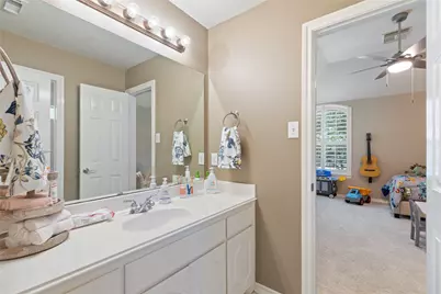 16511 E Canterra Circle, Houston, TX 77095 - Photo 29