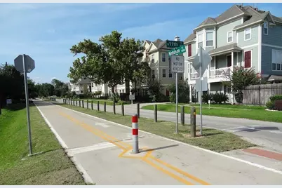1543 Lawrence Street, Houston, TX 77008 - Photo 23