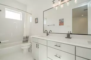 1543 Lawrence St, Houston, TX 77008 - Photo 19