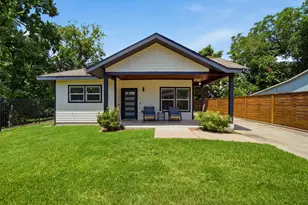 801 Wilkes St, Houston, TX 77009 - Photo 1