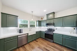 801 Wilkes St, Houston, TX 77009 - Photo 7
