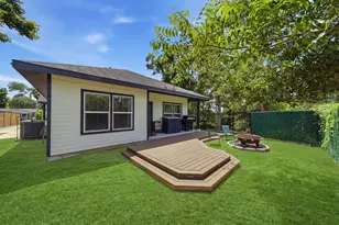801 Wilkes St, Houston, TX 77009 - Photo 15