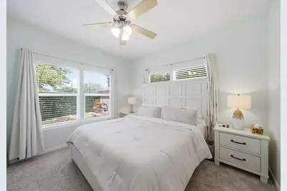 801 Wilkes Street, Houston, TX 77009 - Photo 3