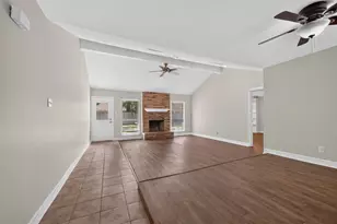 6903 Briarfield Dr, Spring, TX 77379 - Photo 5