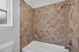 6903 Briarfield Dr, Spring, TX 77379 - Photo 11