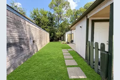 16034 Glen Mar Drive, Houston, TX 77082 - Photo 5
