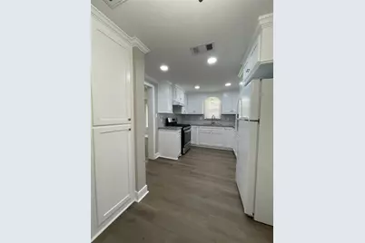 309 Ryan Street, Angleton, TX 77515 - Photo 13