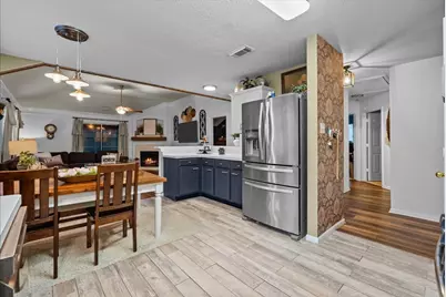 9210 Barton Court, La Porte, TX 77571 - Photo 15