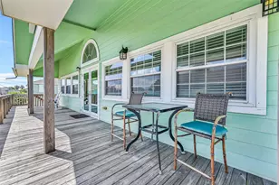 4018 Reeves Dr, Galveston, TX 77554 - Photo 5