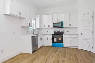 8123 Betty Boop St, Houston, TX 77028 - Photo 13