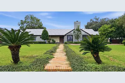 5545 Candlewood Drive, Houston, TX 77056 - Photo 1