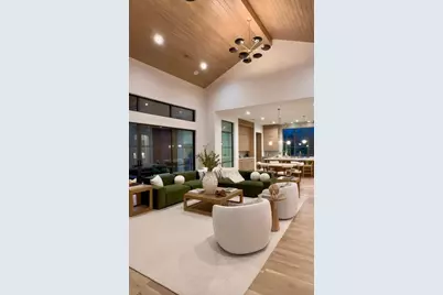 5545 Candlewood Drive, Houston, TX 77056 - Photo 11