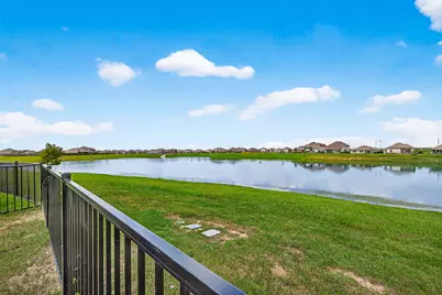 2919 Golden Isle Drive, Texas City, TX 77568 - Photo 37
