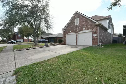 4610 Nealwood Court, Fresno, TX 77545 - Photo 3
