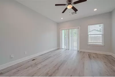 7926 Easter Street, Houston, TX 77088 - Photo 17