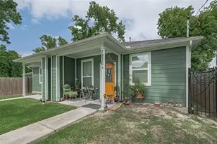 7926 Easter St, Houston, TX 77088 - Photo 3