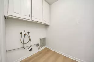 10743 Boardwalk St, Houston, TX 77042 - Photo 45