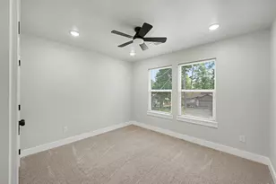 116 Sun City Ln, Conroe, TX 77304 - Photo 27
