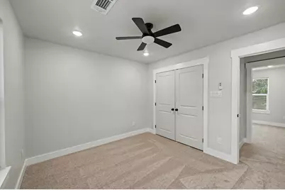 116 Sun City Lane, Conroe, TX 77304 - Photo 31