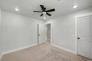 116 Sun City Ln, Conroe, TX 77304 - Photo 23