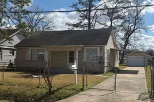 3714 Christie St, Houston, TX 77026 - Photo 3