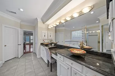 6 Epernay Place, Houston, TX 77040 - Photo 13