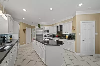 6 Epernay Place, Houston, TX 77040 - Photo 9