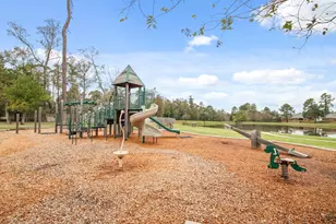 8010 Heroes Hall Dr, Magnolia, TX 77354 - Photo 23