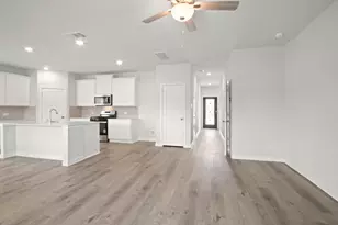 8010 Heroes Hall Dr, Magnolia, TX 77354 - Photo 5