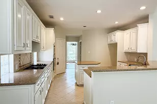 1411 Flanders Field Ln, Sugar Land, TX 77498 - Photo 13