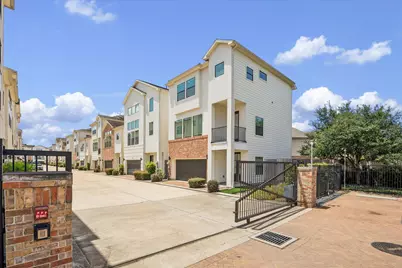 1029 Green Kensington Drive, Houston, TX 77008 - Photo 23