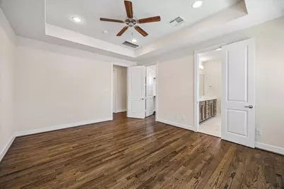 1029 Green Kensington Drive, Houston, TX 77008 - Photo 15