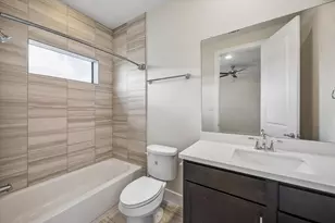 1029 Green Kensington Dr, Houston, TX 77008 - Photo 19