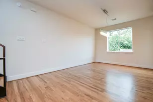 92 Dennis St, Houston, TX 77006 - Photo 13