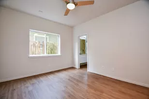 92 Dennis St, Houston, TX 77006 - Photo 7