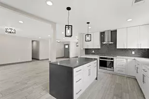 5522 Braesvalley Dr, Houston, TX 77096 - Photo 7