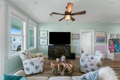 4121 Pointe West Drive #302, Galveston, TX 77554 - Photo 9