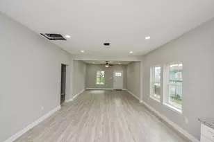 5621 Tommye St, Houston, TX 77028 - Photo 7