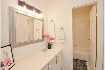 9707 Richmond Avenue #109, Houston, TX 77042 - Photo 11