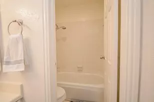 9707 Richmond Ave, Houston, TX 77042 - Photo 13