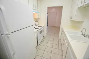 9707 Richmond Ave, Houston, TX 77042 - Photo 5