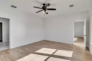 18031 Melissa Springs Dr, Tomball, TX 77375 - Photo 17