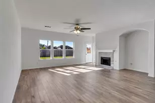 18031 Melissa Springs Dr, Tomball, TX 77375 - Photo 9