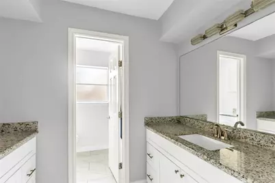 211 W North Hill Drive, Spring, TX 77388 - Photo 23