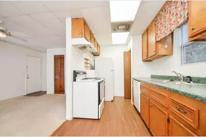 2211 Dorrington Street, Houston, TX 77030 - Photo 31