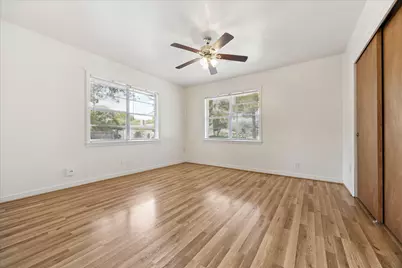 2107 Wayside Drive, Brenham, TX 77833 - Photo 9